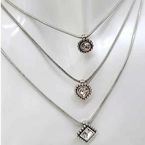💎 RARE BRIGHTON VINTAGE Silver 3-Tier Pendant Necklace! - Picture 2 of 9